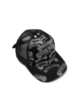 Gorra tipo trucker DT con estampado de sellos, color negro