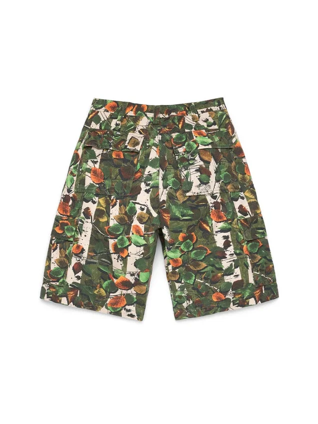 Pantalones cortos tipo cargo de temporada con estampado de camuflaje