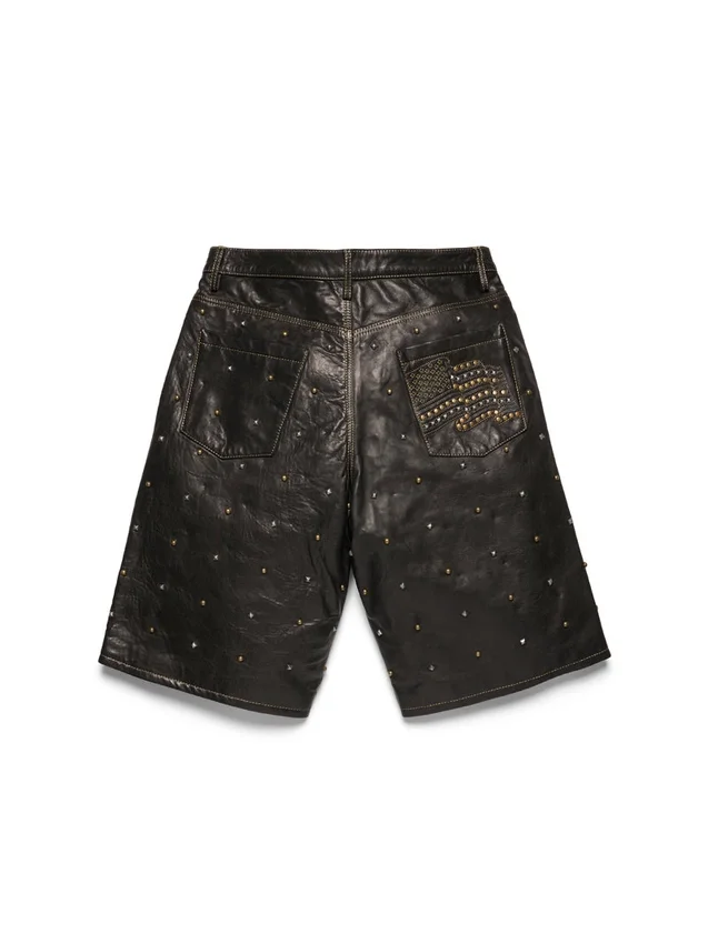 Shorts de cuero con tachuelas Libertas