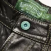 Shorts de cuero con tachuelas Libertas