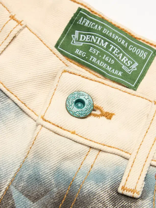 Shorts de Denim Cloud Camo
